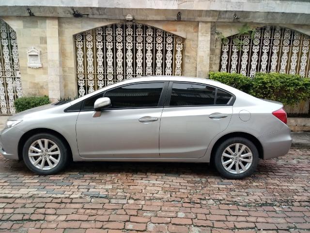 Civic LXR 2.0 Flex 2014 66mil km