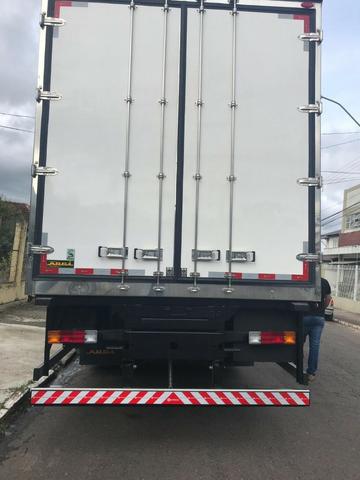 Câmara frigorifica para truck e bi truck 9 metros com equipamento disel