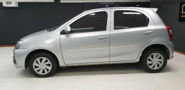 Toyota Etios HB X 2017/2018 - Foto 6