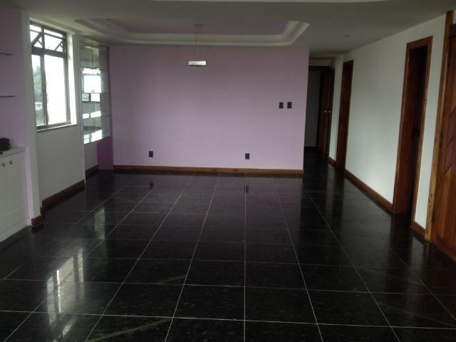 Excelente apartamento amplo com 4 quartos. Financia - Foto 4
