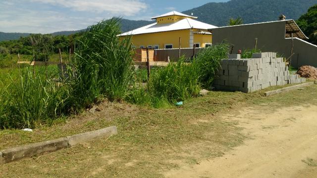 Ótimos terrenos financiados em Condomínio de frente à praia de Jaconé, Saquarema - Foto 20
