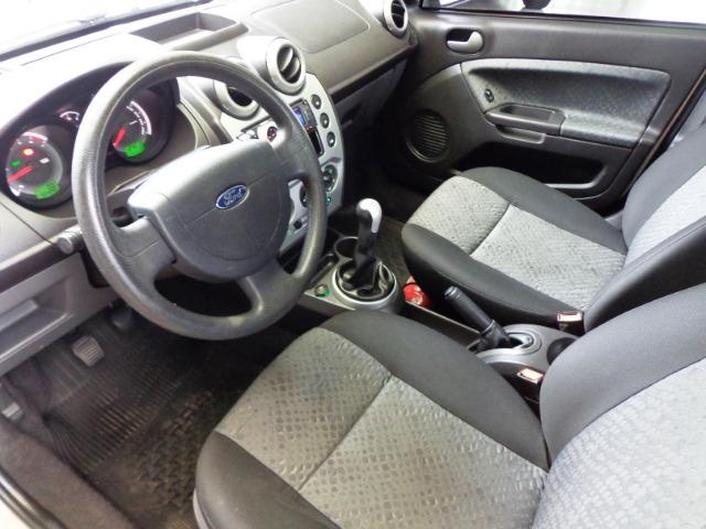 Ford Fiesta Hatch 1.6 8v Flex - Foto 9