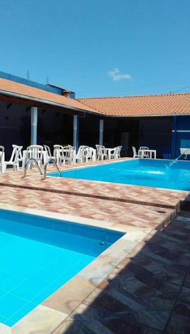 Vendo Salão de festas com 2 piscinas e churrasqueira! - Foto 4