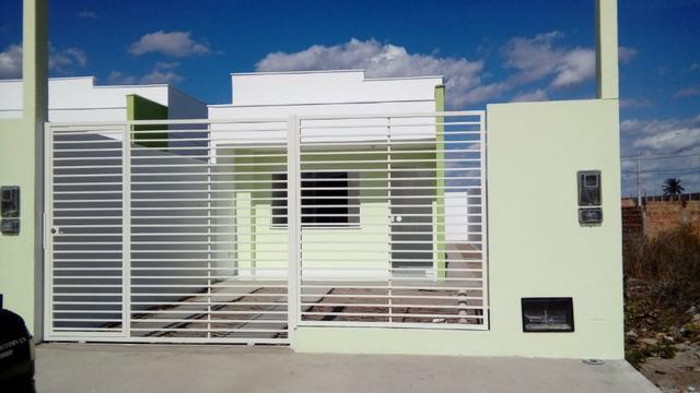 Casa 2/4 com Lage, no bairro Campo Limpo, Prox. á Cidade Nova. Excelente Localização