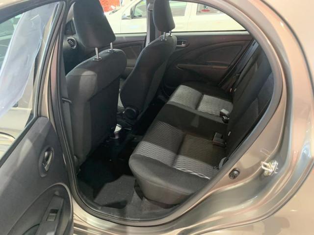 Toyota Etios 1.3 X Automatico 20/20 - Foto 9