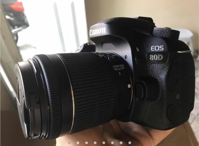 Canon 80D muito nova!