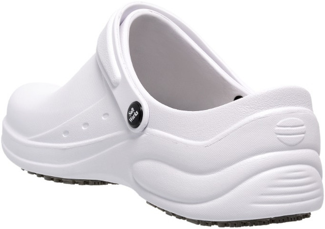 sapato crocs profissional