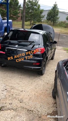 Peugeot 207 1.4 2012 Flex com 180.000km vendido em peças - Foto 5