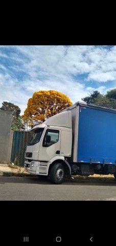 VOLVO VM 260 ANO 2010
