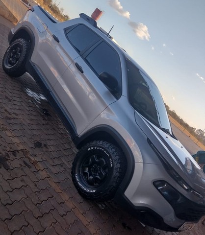 FIAT TORO MUITO MACIA, BONITA E CONFORTÁVEL