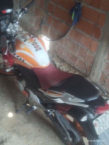 VENDO CB300 R REPSOL ÚNICO DONO