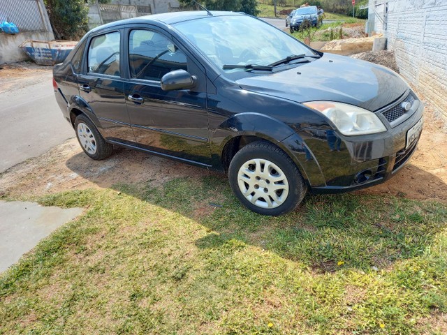 FIESTA SEDAN1.6 COMPLETO