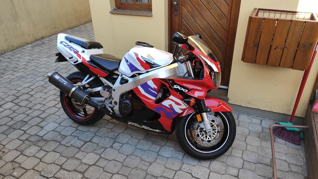 HONDA CBR900RR 1997 IMPECÁVEL