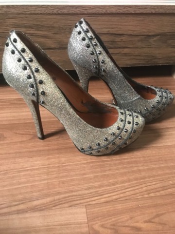 Sapato Scarpin Salto Alto Metalizado Prata | Schutz