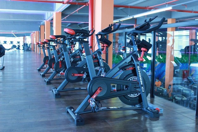 Bike Spinning Schwinn IC4/IC8- a mais 