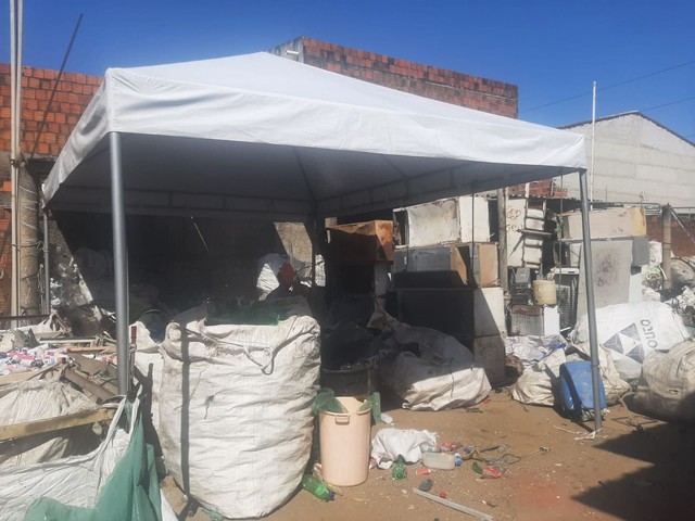 Aluguel de tenda 6x6 piramidal  - Foto 2