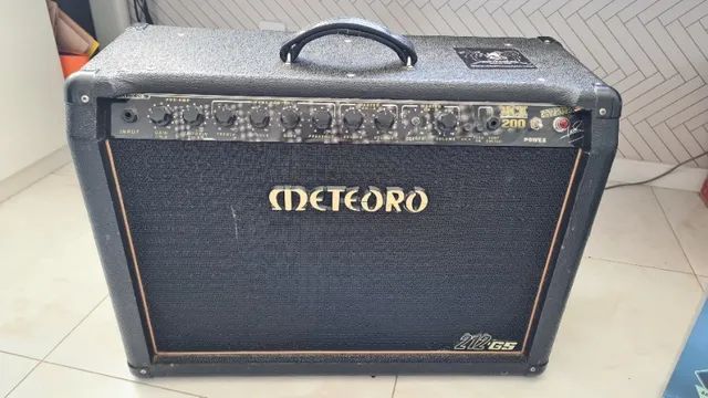 Amplificador de Guitarra Meteoro MCK 200 Andreas Kisser