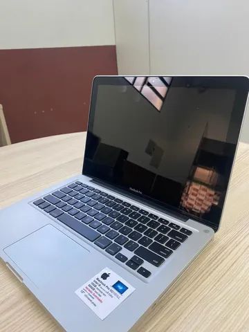 MacBook Pro MD101LL - Intel i5, 10GB RAM, 500GB, Teclado Iluminado Exelente Estado!