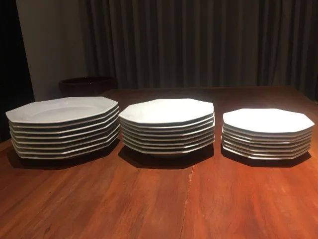 Conjunto de louça branca e sextavada Schmidt - 24 peças - Coleção Prisma - Foto 3