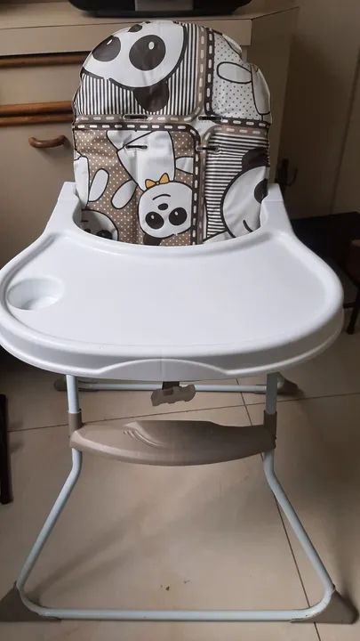 Cadeira de alimentação Galzerano para bebês e crianças até 23kg. Cadeirão infantil.