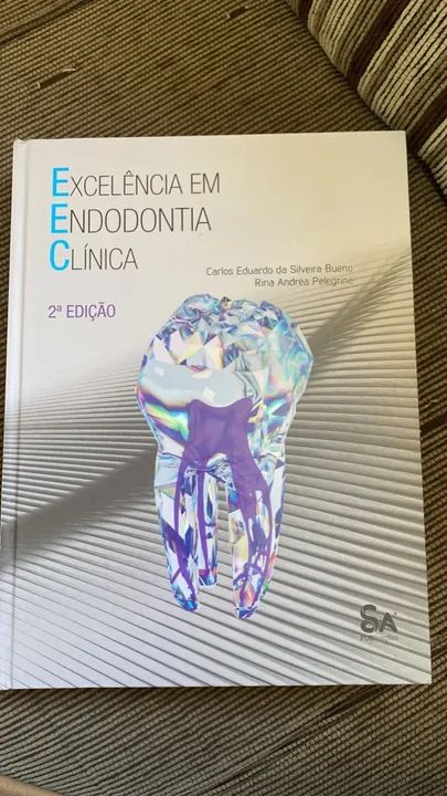 Livro Excelência em Endodontia Clínica 
