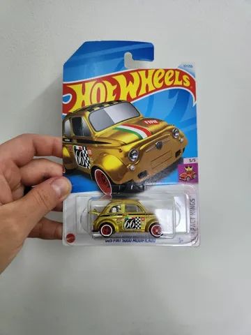 Hot Wheels Super T-Hunt 2024 60's Fiat 500d Modificado - Foto 4