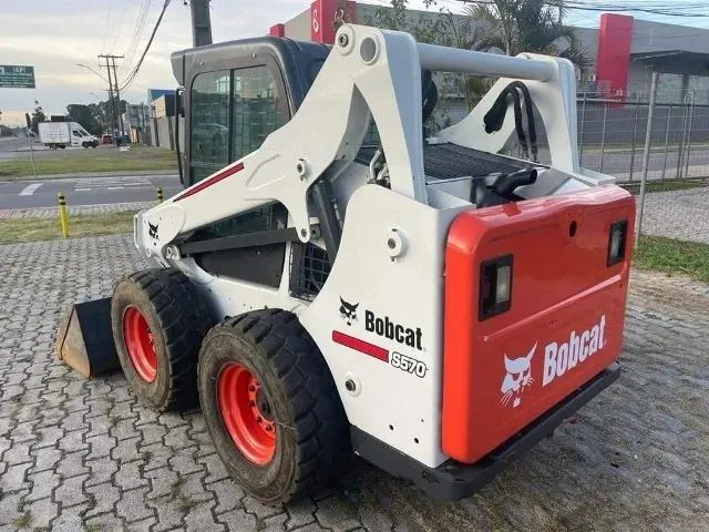 Mini Carregadeira S570 Ano 2015 - Foto 4