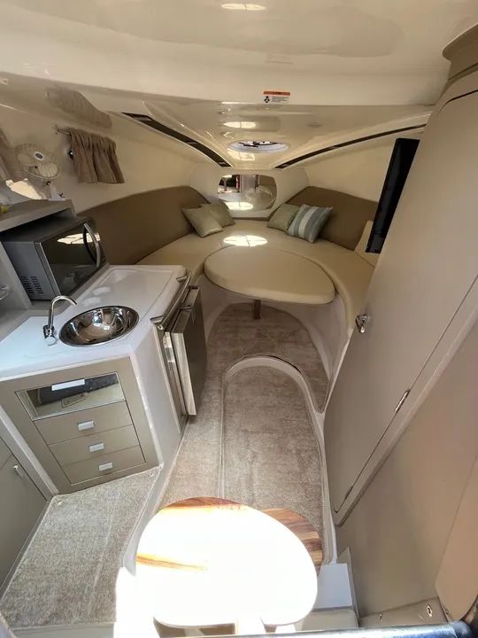 Lancha Focker 30.5 Black Edition - Estado de Zero!!  - Foto 6