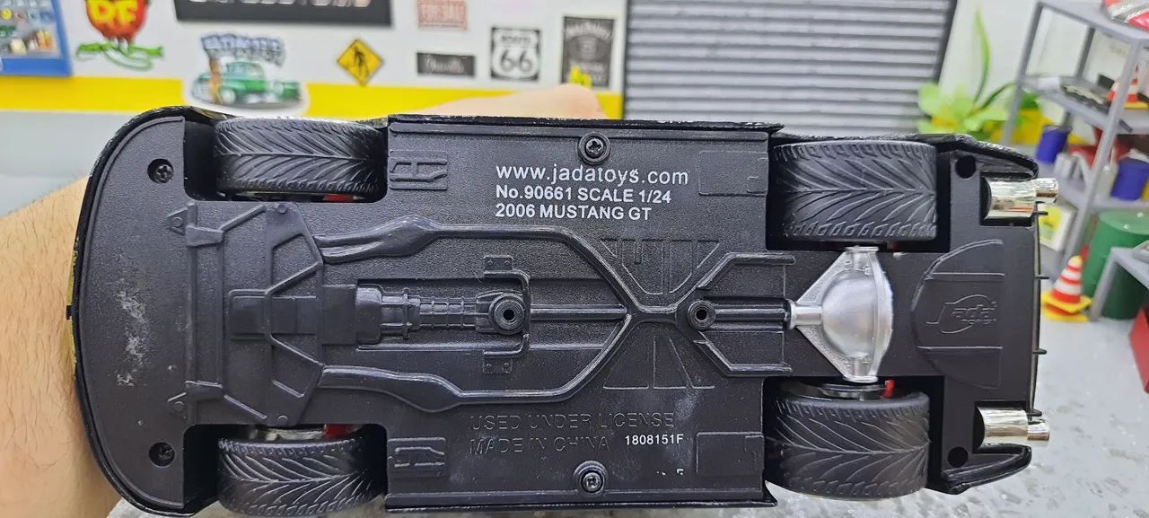 Jada toys 1/24 - Mustang GT 2006 - Série Bigtime **leia o anuncio** - Foto 5