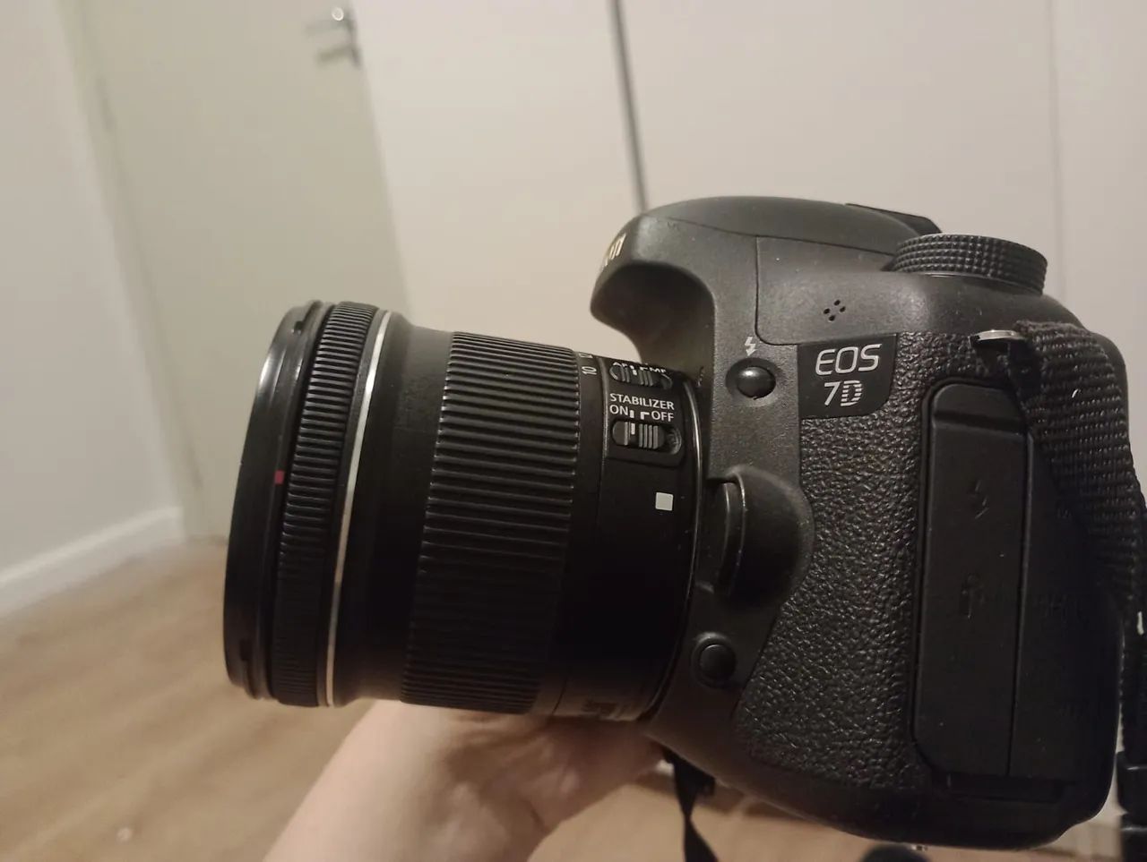 CAMERA FILMADORA CANON 7D  - Foto 6