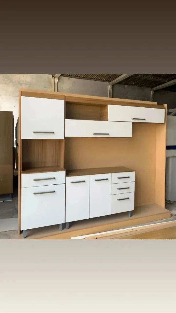 Cozinha completa com balcão 