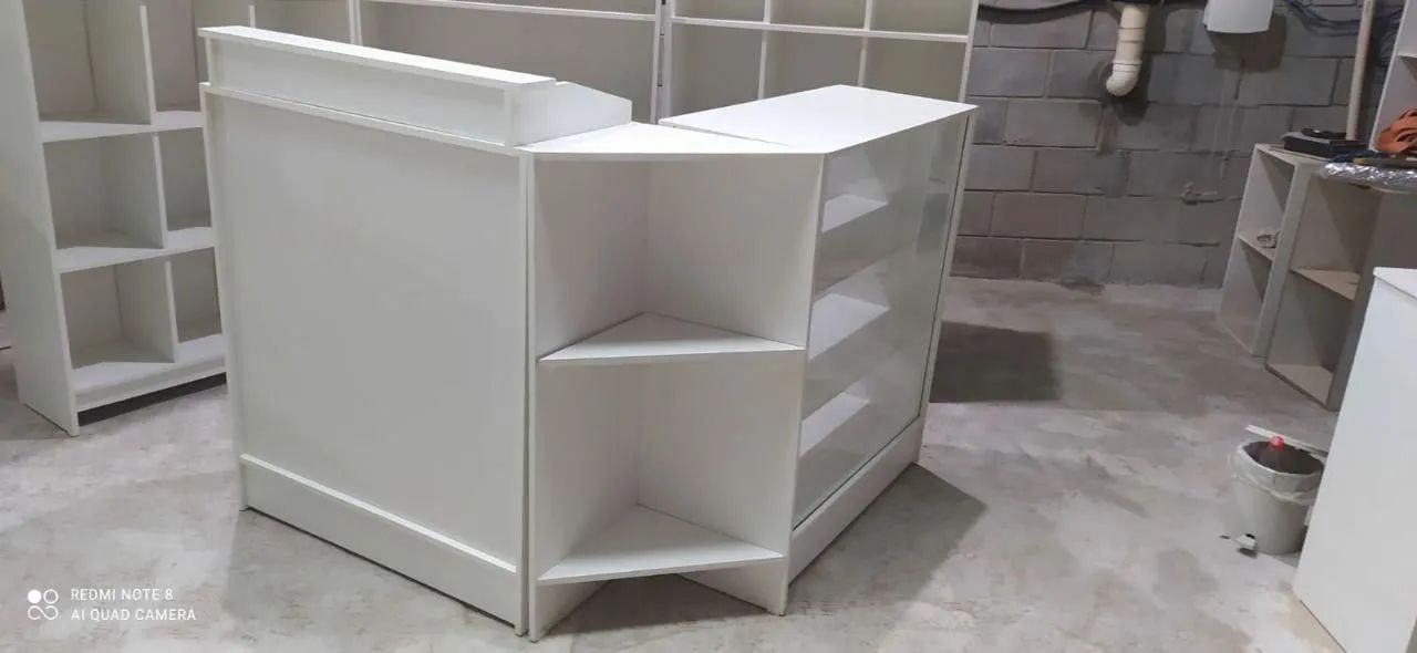 BALCÃO CAIXA FECHADO VITRINE - NOVO - ENTREGA RÁPIDA - Foto 2