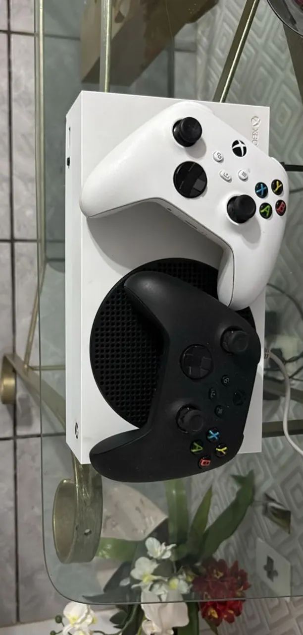 Xbox Series S 512 GB + 2 Controles