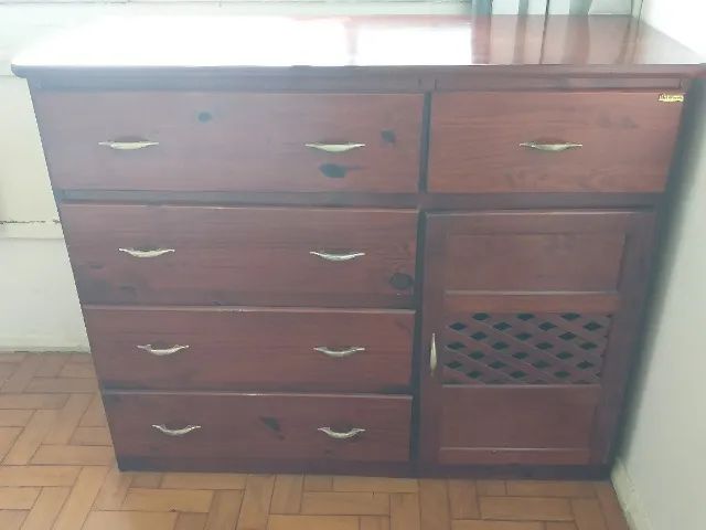 Cômoda de Madeira para Casal - 5 Gavetas + Armário c/ Porta (1,26m L) - Pronta Entrega - Foto 2