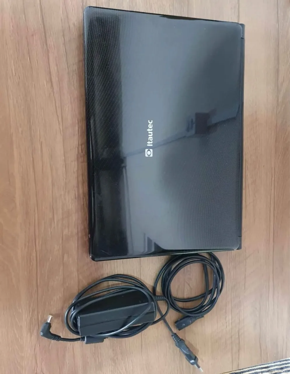 Notebook Itautec em Bom Estado