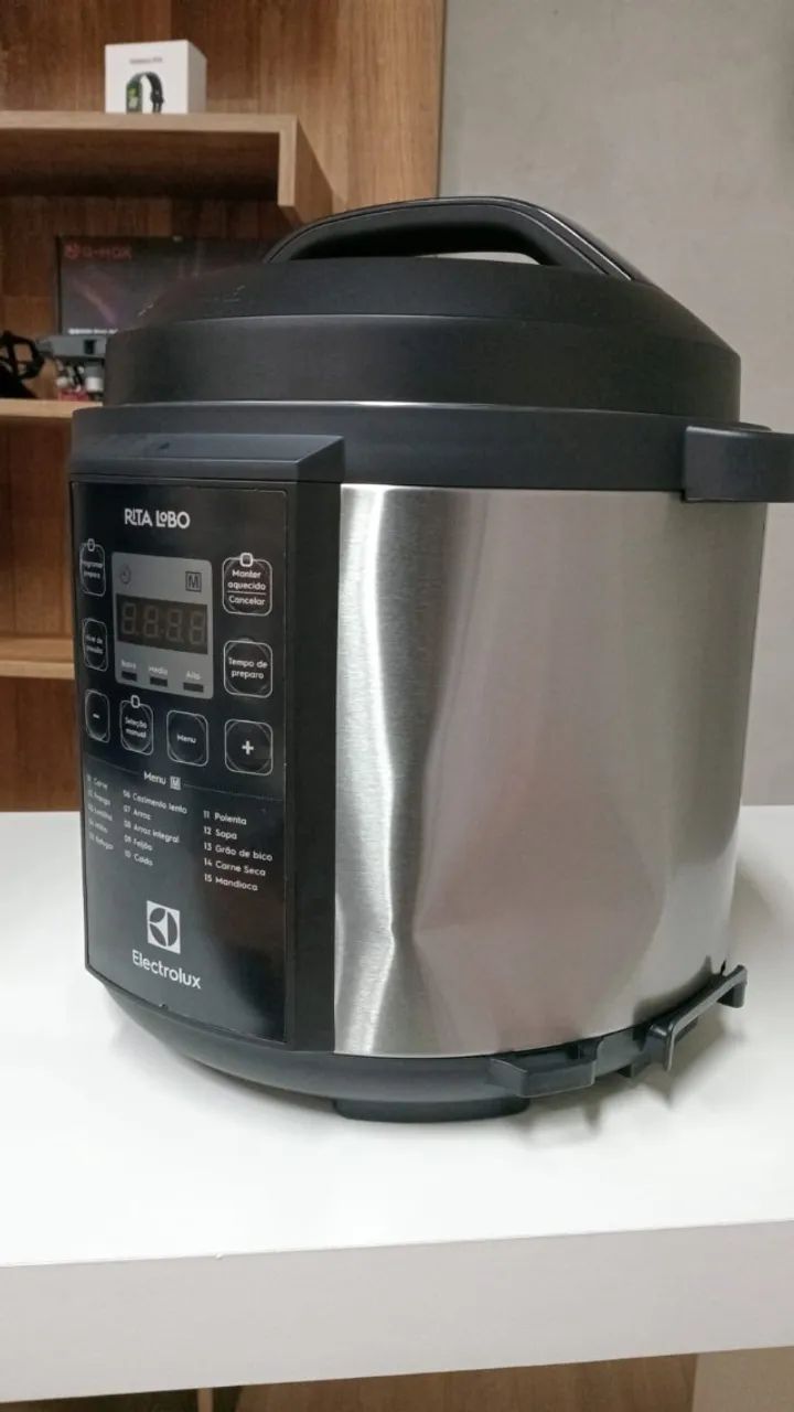 PANELA DE PRESSÃO ELECTROLUX 220V ANTI PCC20 AÇO ESCOVADO - Foto 2