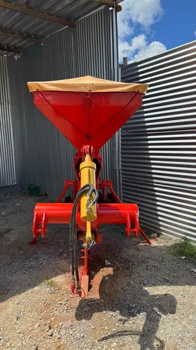 Subsolador (RIPER FLORESTAL) e Adubador BIZMAQ 300 HE COM HAST MAIOR - Foto 5