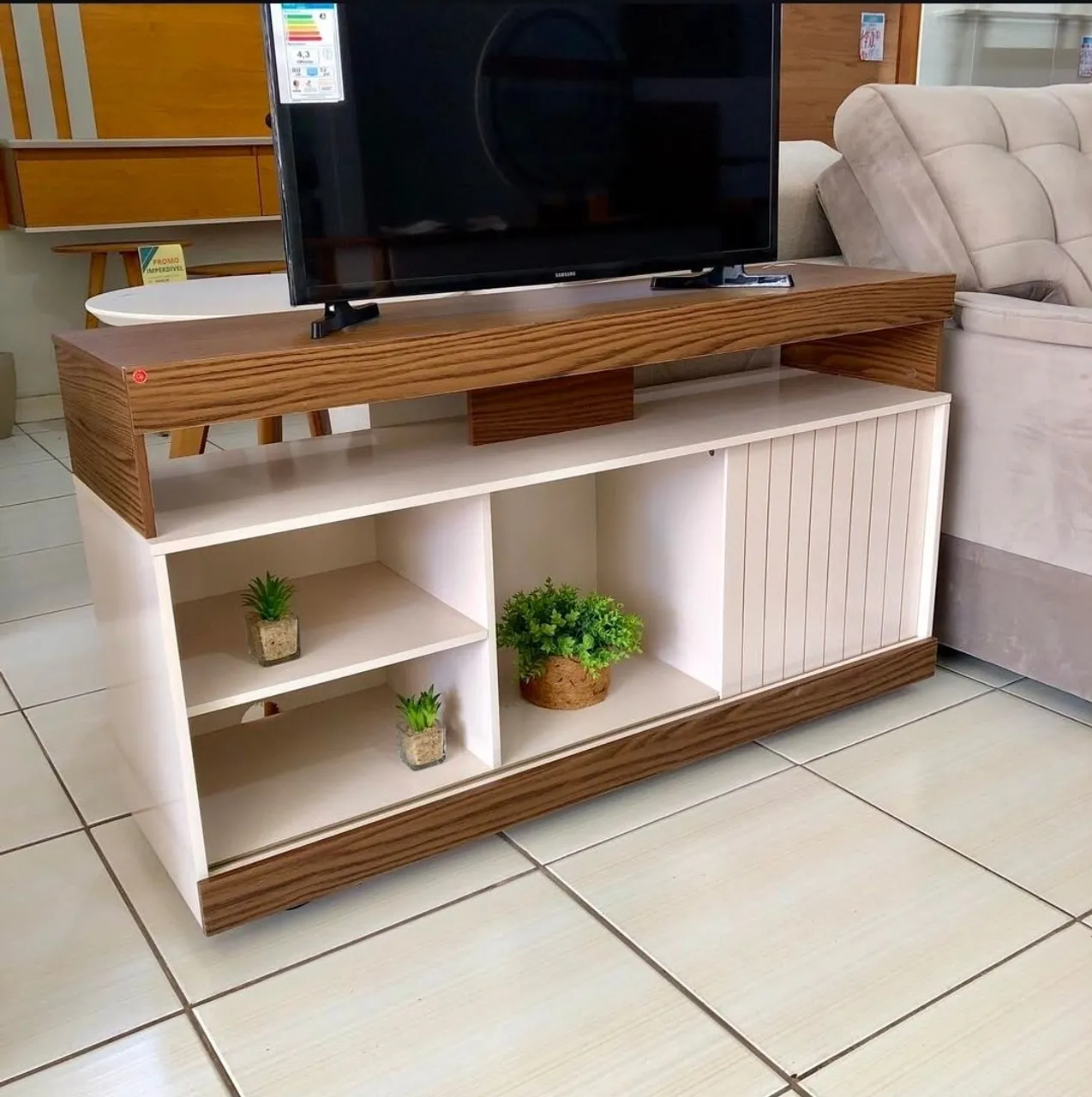Rack para TV Moderno com Design Elegante