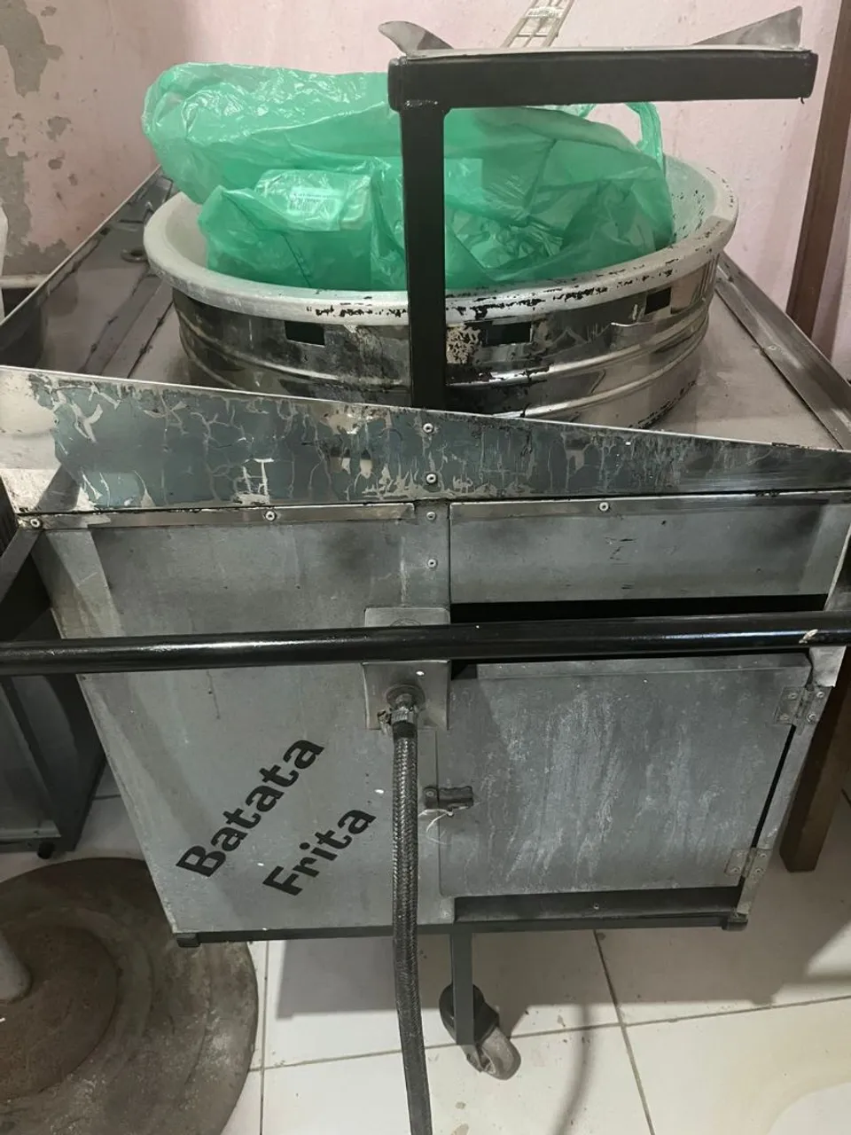 Fritadeira Profissional para Batata Frita - Carrinho