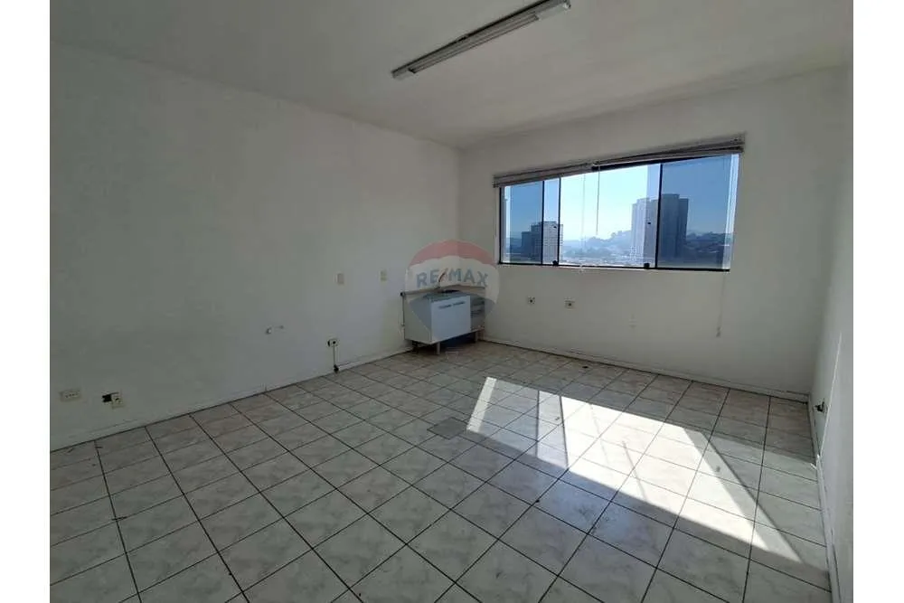 Sala Comercial na Freguesia do Ó Zona Norte de São Paulo com 34m² R$ 999,00
