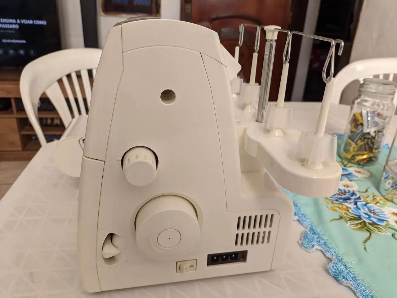 Máquina overloque Singer  - Foto 4