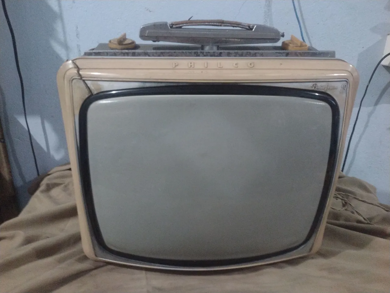 Televisor antigo