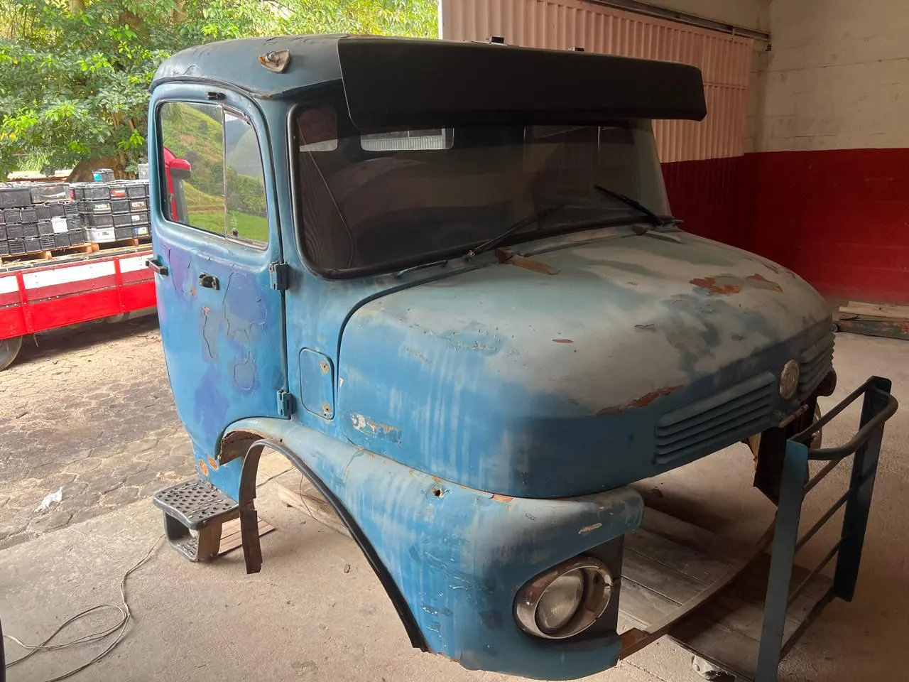 Cabine Mercedes 1111