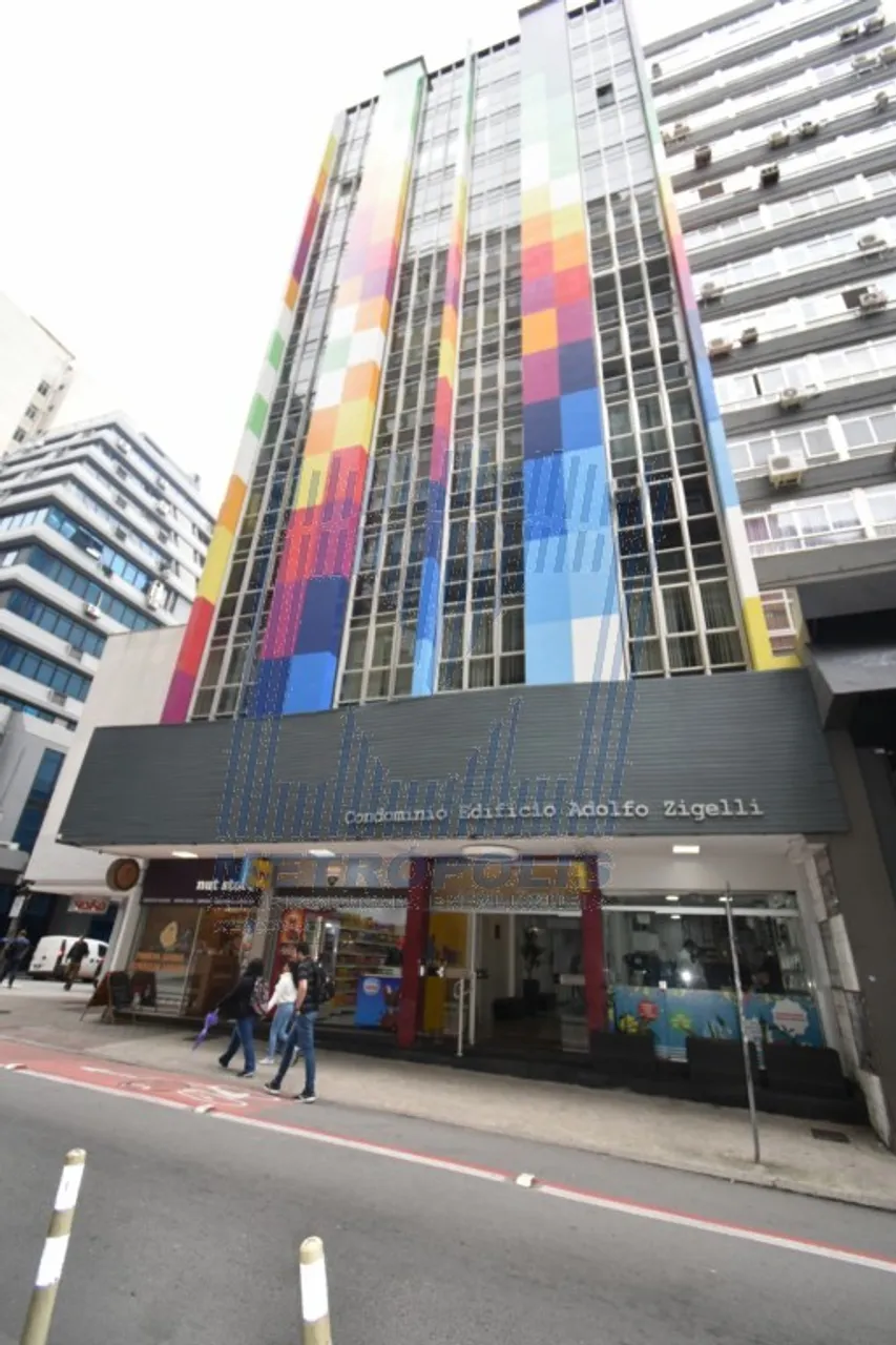 Apartamento com 1 quarto para alugar por R$ 1850.00, 37.17 m2 - CENTRO - FLORIANOPOLIS/SC