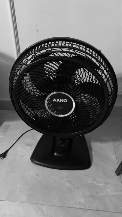 Ventilador Arno seminovo com defeito (não liga)