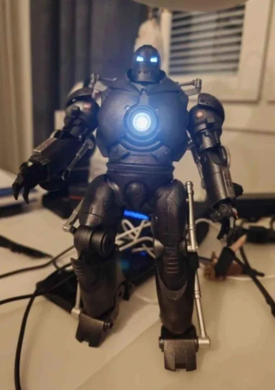 Kit homem de ferro Iron man com LED - Foto 2