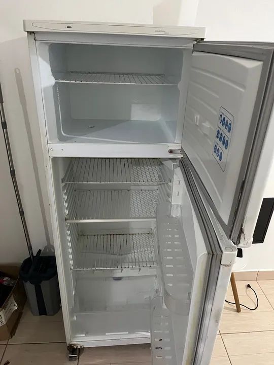 Geladeira Duplex Usada - Foto 4