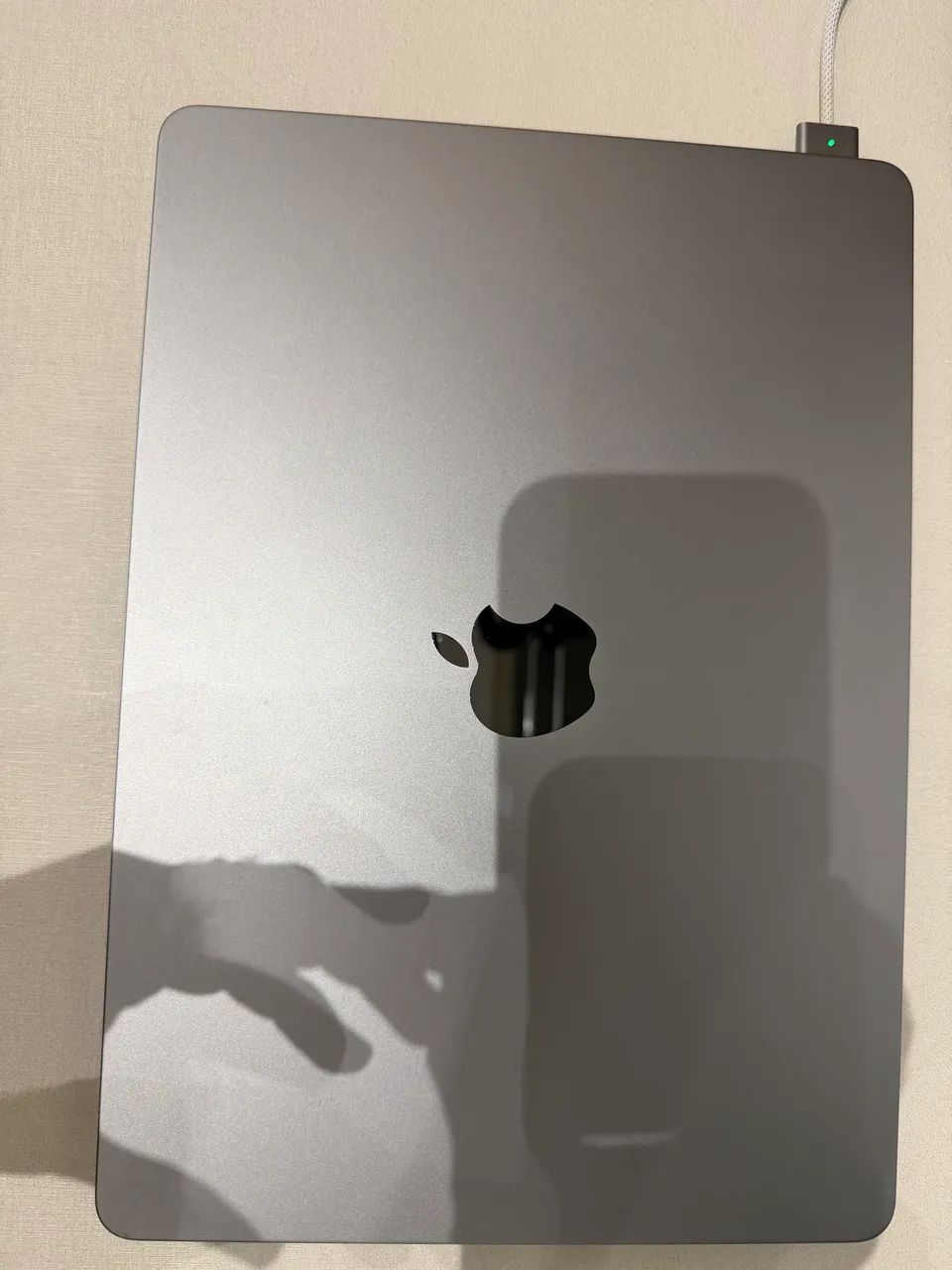 Macbook Air M2 13.6 8gb Ram 256gb Ssd Cinza (c/ Detalhe