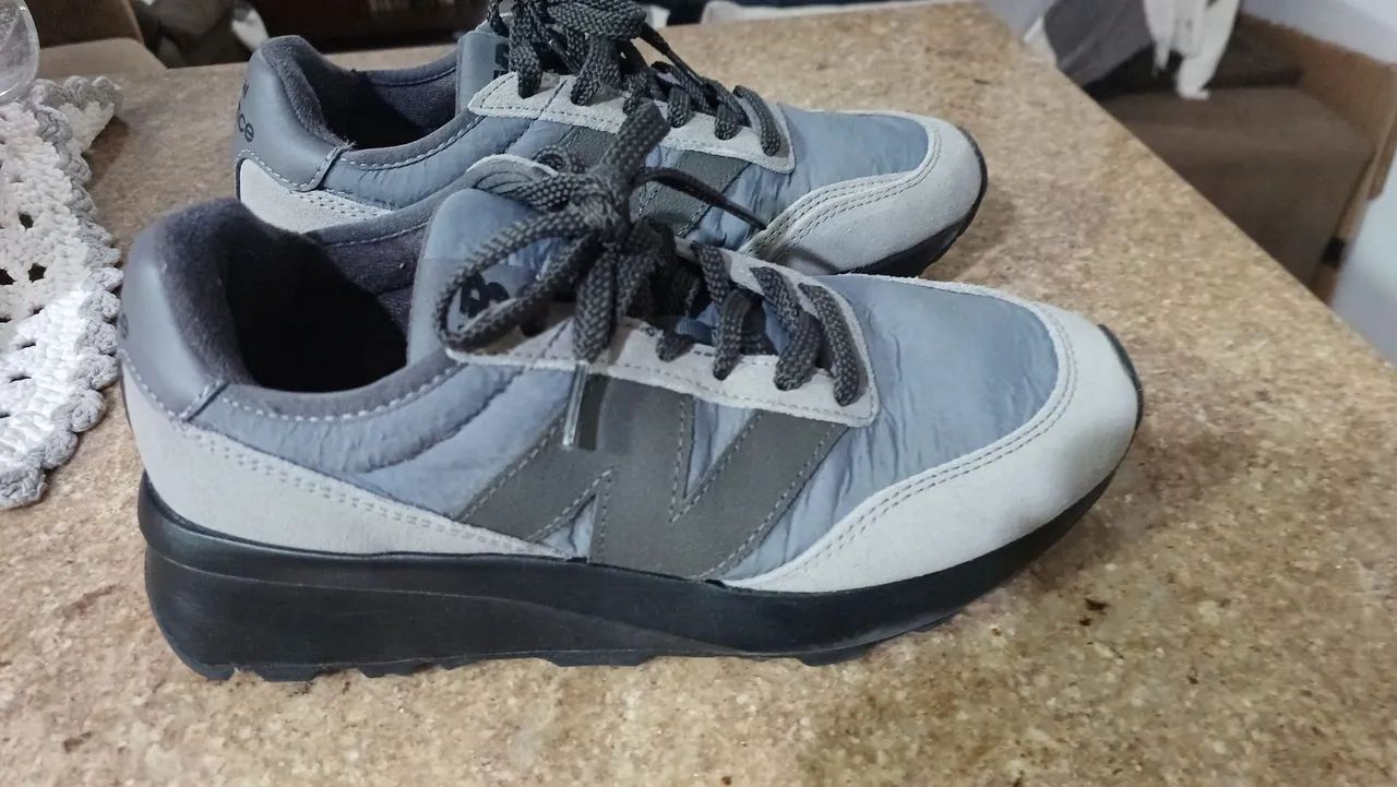 Tênis New Balance 370v1 - unissex - Foto 3