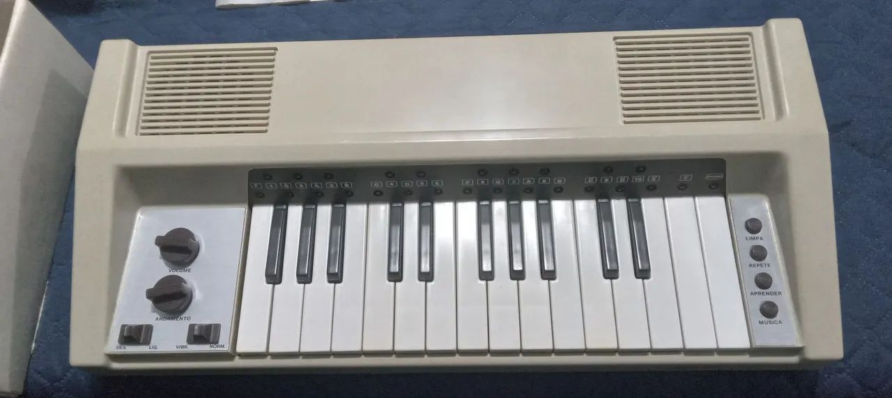 Órgão eletrônico Harmony 2000 Trol ( Usado) - Foto 2